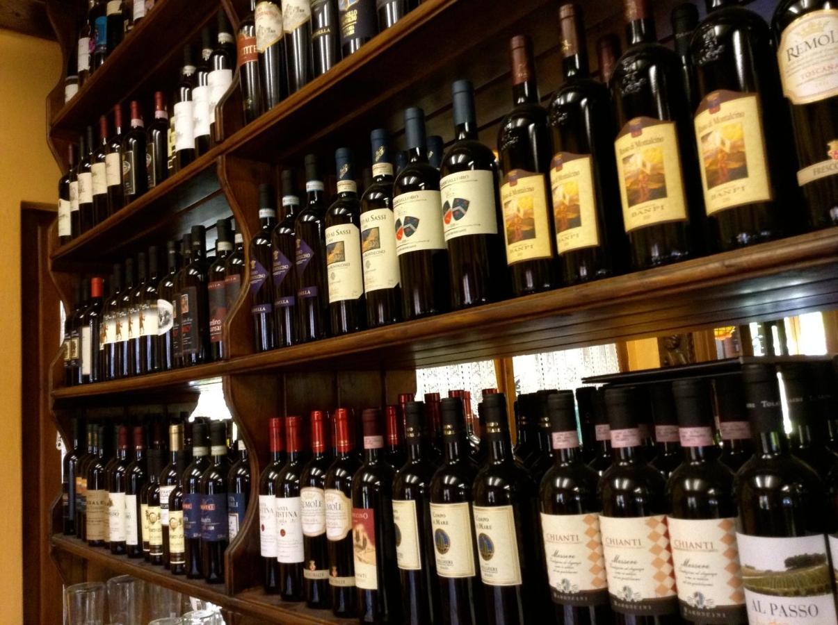 Albergo Ristorante Da Carlino Castelnuovo di Garfagnana Kültér fotó